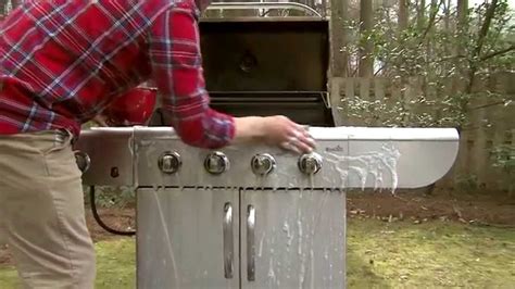 how to clean gas grill burners with vinegar